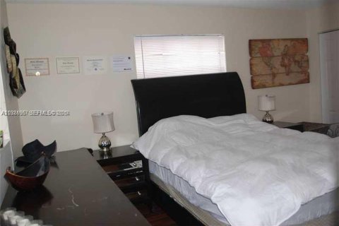 Condominio en venta en Dania Beach, Florida, 2 dormitorios, 88.26 m2 № 1983122 - foto 8