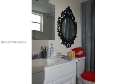 Condominio en venta en Dania Beach, Florida, 2 dormitorios, 88.26 m2 № 1983122 - foto 5