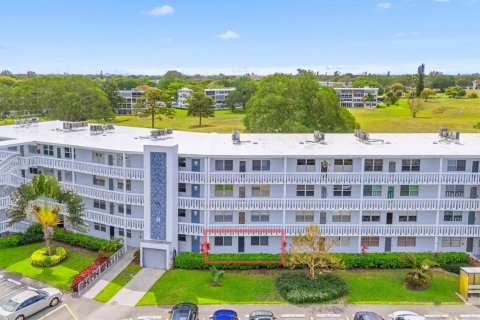 Condominio en venta en Deerfield Beach, Florida, 2 dormitorios, 102.19 m2 № 2146940 - foto 25