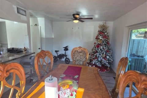 Condo in Cutler Bay, Florida, 3 bedrooms  № 1999853 - photo 10