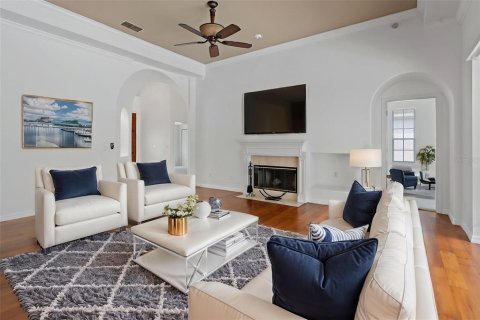 Casa en venta en Orlando, Florida, 4 dormitorios, 215.44 m2 № 1678085 - foto 21