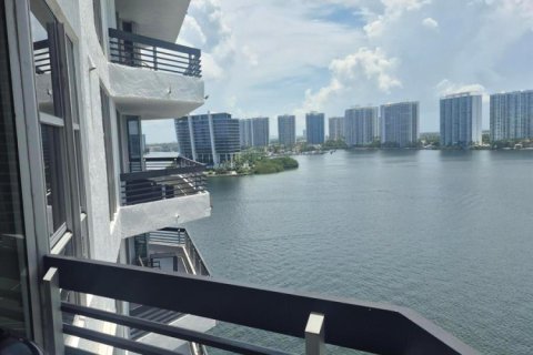 Copropriété à vendre à Aventura, Floride: 2 chambres, 106.84 m2 № 2407595 - photo 28