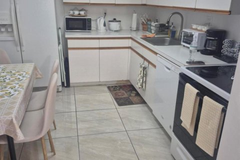 Copropriété à vendre à Aventura, Floride: 2 chambres, 106.84 m2 № 2407595 - photo 8