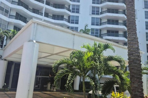 Copropriété à vendre à Aventura, Floride: 2 chambres, 106.84 m2 № 2407595 - photo 5