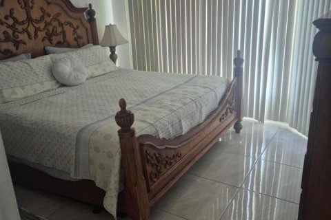 Copropriété à vendre à Aventura, Floride: 2 chambres, 106.84 m2 № 2407595 - photo 16