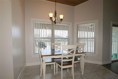 House in Ocala, Florida 4 bedrooms, 204.85 sq.m. № 1804911 - photo 14