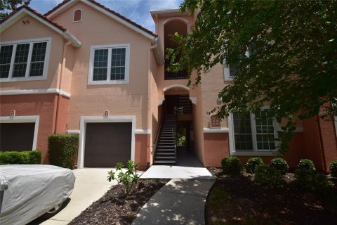 Condo in Sarasota, Florida, 1 bedroom  № 2379182 - photo 2