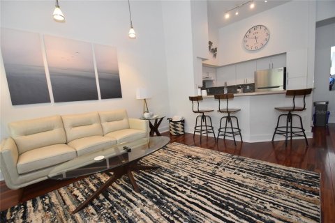 Condo in Sarasota, Florida, 1 bedroom  № 2379182 - photo 9
