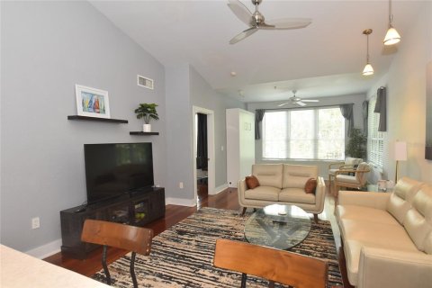 Condo in Sarasota, Florida, 1 bedroom  № 2379182 - photo 13