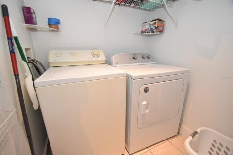 Condo in Sarasota, Florida, 1 bedroom  № 2379182 - photo 20