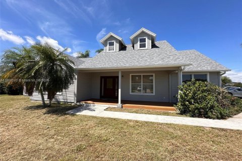 Casa en venta en Port St. Lucie, Florida, 3 dormitorios, 159.79 m2 № 1984155 - foto 25