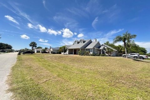 Casa en venta en Port St. Lucie, Florida, 3 dormitorios, 159.79 m2 № 1984155 - foto 26
