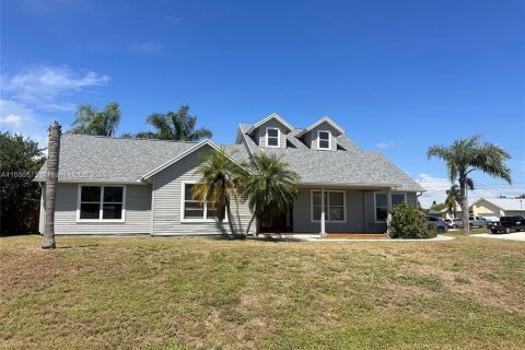 Casa en venta en Port St. Lucie, Florida, 3 dormitorios, 159.79 m2 № 1984155 - foto 20