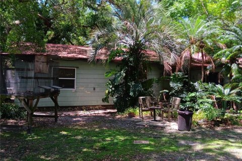 House in Lakeland, Florida 2 bedrooms, 144 sq.m. № 1797855 - photo 1