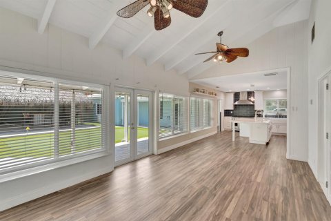 House in Delray Beach, Florida 4 bedrooms, 267.74 sq.m. № 2187198 - photo 16