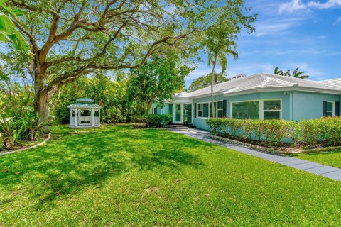 House in Delray Beach, Florida 4 bedrooms, 267.74 sq.m. № 2187198 - photo 3