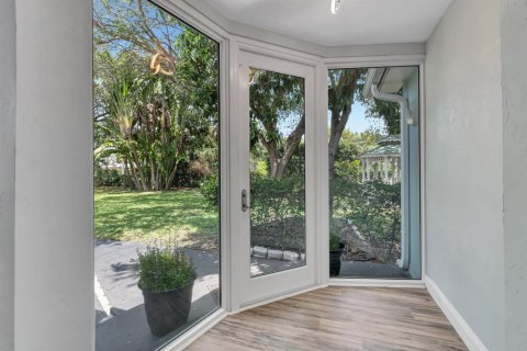House in Delray Beach, Florida 4 bedrooms, 267.74 sq.m. № 2187198 - photo 8