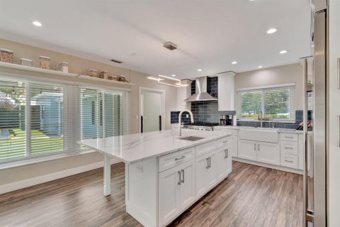 House in Delray Beach, Florida 4 bedrooms, 267.74 sq.m. № 2187198 - photo 20