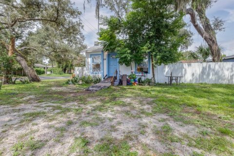 House in Tampa, Florida 1 bedroom, 47.57 sq.m. № 2395961 - photo 10