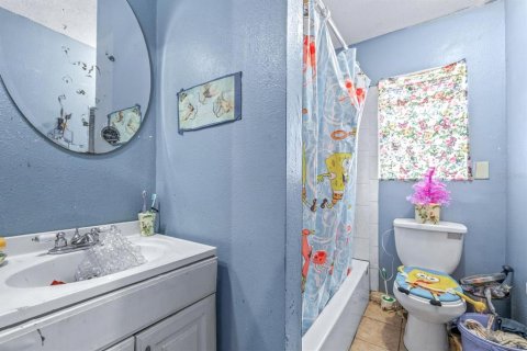 House in Tampa, Florida 1 bedroom, 47.57 sq.m. № 2395961 - photo 20