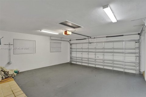 House in Boca Raton, Florida 3 bedrooms, 144.83 sq.m. № 2003020 - photo 30