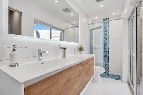 House in Boca Raton, Florida 3 bedrooms, 144.83 sq.m. № 2003020 - photo 10