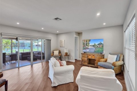 House in Boca Raton, Florida 3 bedrooms, 144.83 sq.m. № 2003020 - photo 20