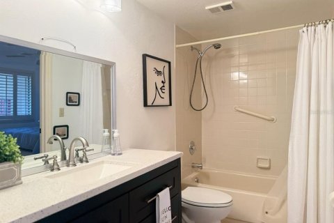 Condo in New Smyrna Beach, Florida, 2 bedrooms  № 1659629 - photo 30