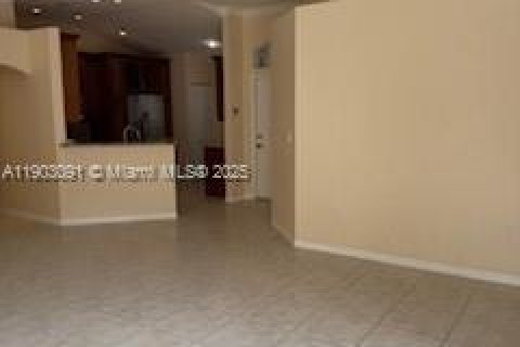 Casa en alquiler en Hollywood, Florida, 3 dormitorios, 131.92 m2 № 1954353 - foto 12