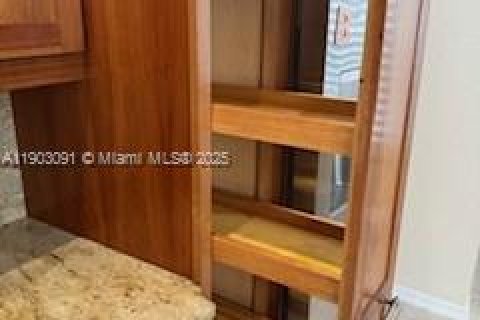 Casa en alquiler en Hollywood, Florida, 3 dormitorios, 131.92 m2 № 1954353 - foto 8