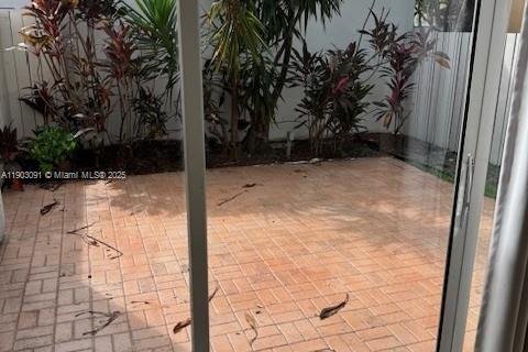 Casa en alquiler en Hollywood, Florida, 3 dormitorios, 131.92 m2 № 1954353 - foto 14