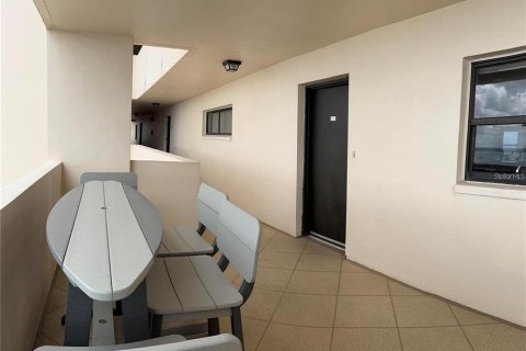 Снять в аренду кондоминиум в Клируотер, Флорида 2 спальни, 101.64м2, № 2207890 - фото 5