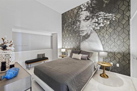 Condo in Miami, Florida, 4 bedrooms  № 1776445 - photo 19