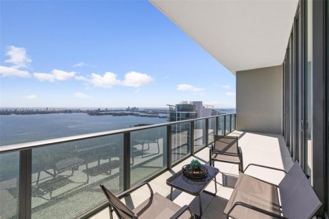 Condo in Miami, Florida, 4 bedrooms  № 1776445 - photo 27