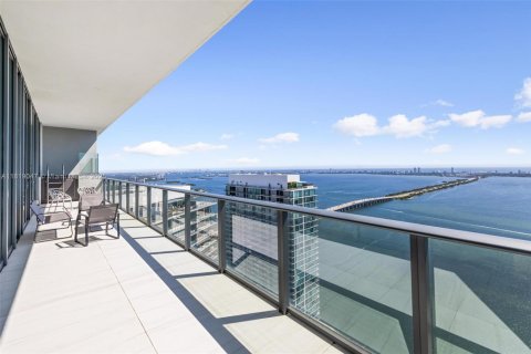 Condo in Miami, Florida, 4 bedrooms  № 1776445 - photo 29