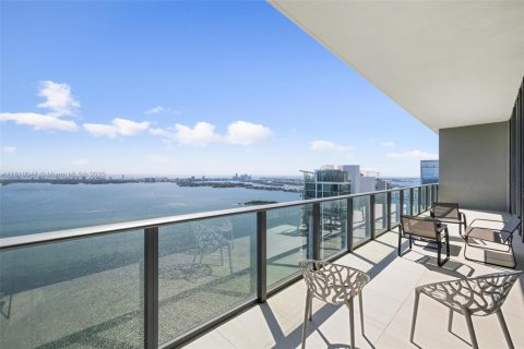 Condo in Miami, Florida, 4 bedrooms  № 1776445 - photo 28