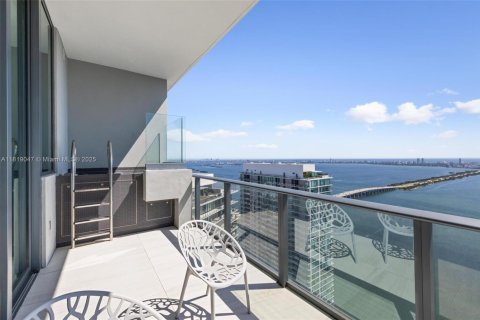 Condo in Miami, Florida, 4 bedrooms  № 1776445 - photo 1