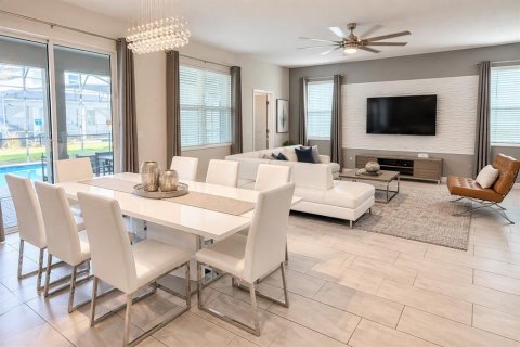 Villa ou maison à vendre à Kissimmee, Floride: 7 chambres, 361.2 m2 № 2434948 - photo 6