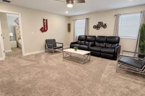 Villa ou maison à vendre à Kissimmee, Floride: 7 chambres, 361.2 m2 № 2434948 - photo 29