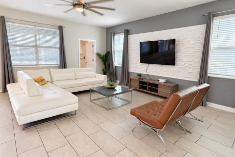 Villa ou maison à vendre à Kissimmee, Floride: 7 chambres, 361.2 m2 № 2434948 - photo 27