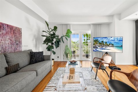 Condominio en venta en Miami Beach, Florida, 4 dormitorios, 259.2 m2 № 1981462 - foto 19