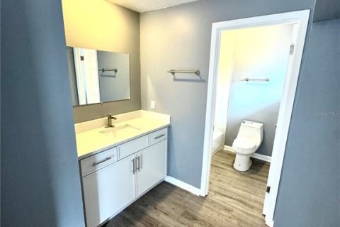 Condo in Orlando, Florida, 2 bedrooms  № 1565363 - photo 28
