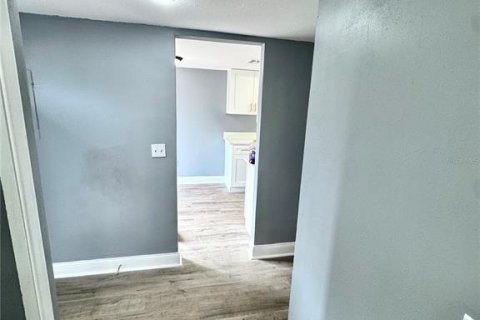 Condo in Orlando, Florida, 2 bedrooms  № 1565363 - photo 16