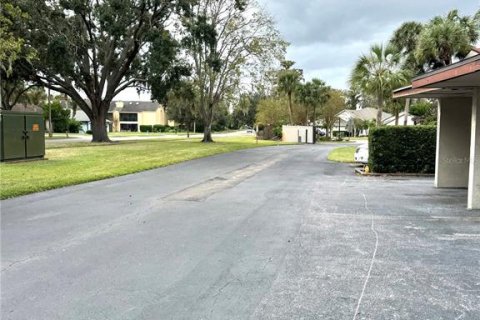 Condo in Orlando, Florida, 2 bedrooms  № 1565363 - photo 2
