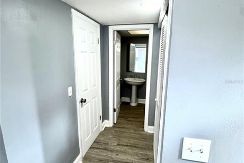 Condo in Orlando, Florida, 2 bedrooms  № 1565363 - photo 14