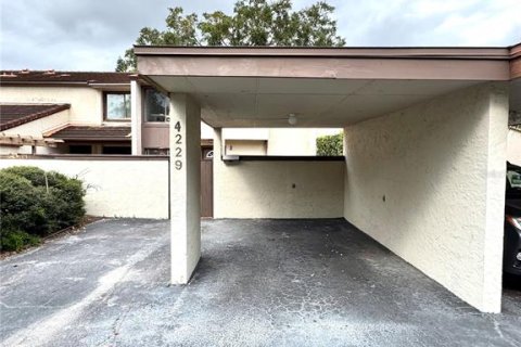 Condo in Orlando, Florida, 2 bedrooms  № 1565363 - photo 1