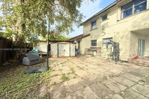 Снять в аренду таунхаус в Майами, Флорида 4 спальни, 117.34м2, № 2004539 - фото 17