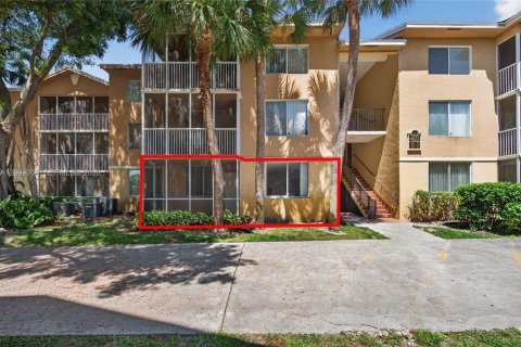 Condo à Pompano Beach, Floride, 2 chambres  № 2067833
