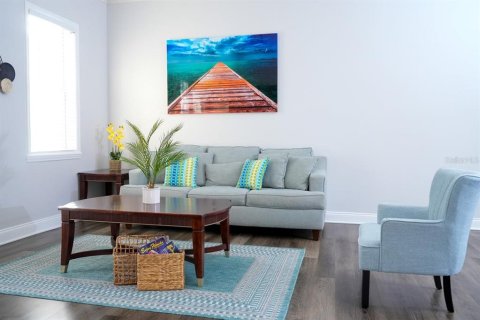 Appartement à louer à Four Corners, Floride: 3 chambres, 125.79 m2 № 1669862 - photo 5