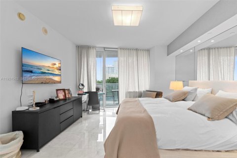 Copropriété à louer à Miami, Floride: 3 chambres, 173.73 m2 № 1982929 - photo 17